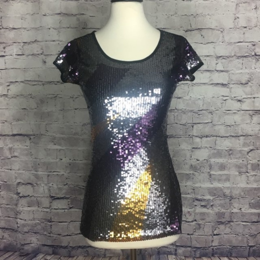 Casual Three Toned Sequence Top